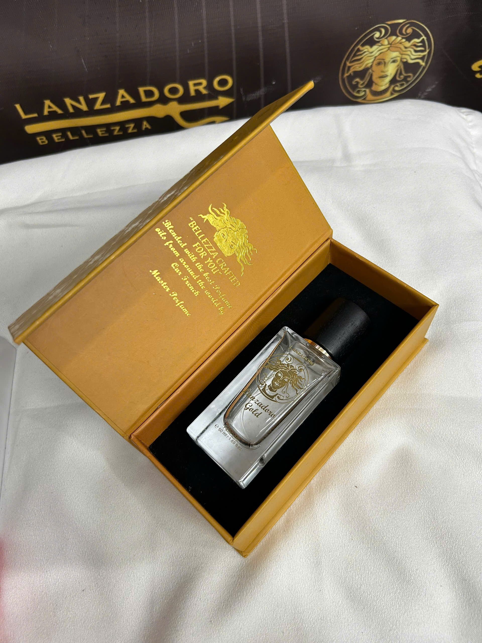 Nước Hoa Lanzadoro Gold 